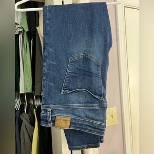 American Eagle Next Level Stretch Jeggings.